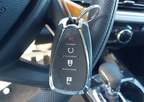 2025 Chevrolet Trax Fwd Lt из США, поврежденный, VIN KL77LHEP3SC177702